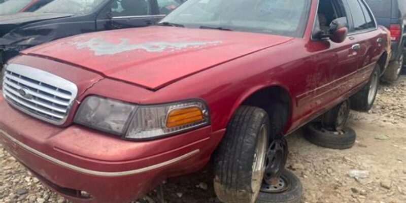 Gray & White U-Pull It