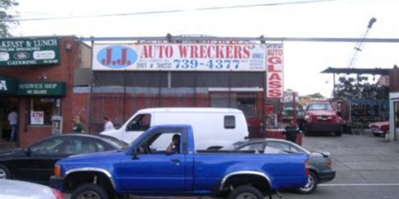 J & J Auto Wreckers Inc