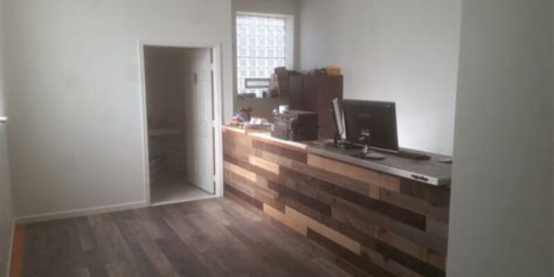 Riverside Auto & Truck Salvage