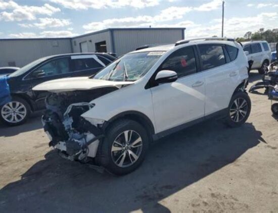 SalvageAutosAuction.com